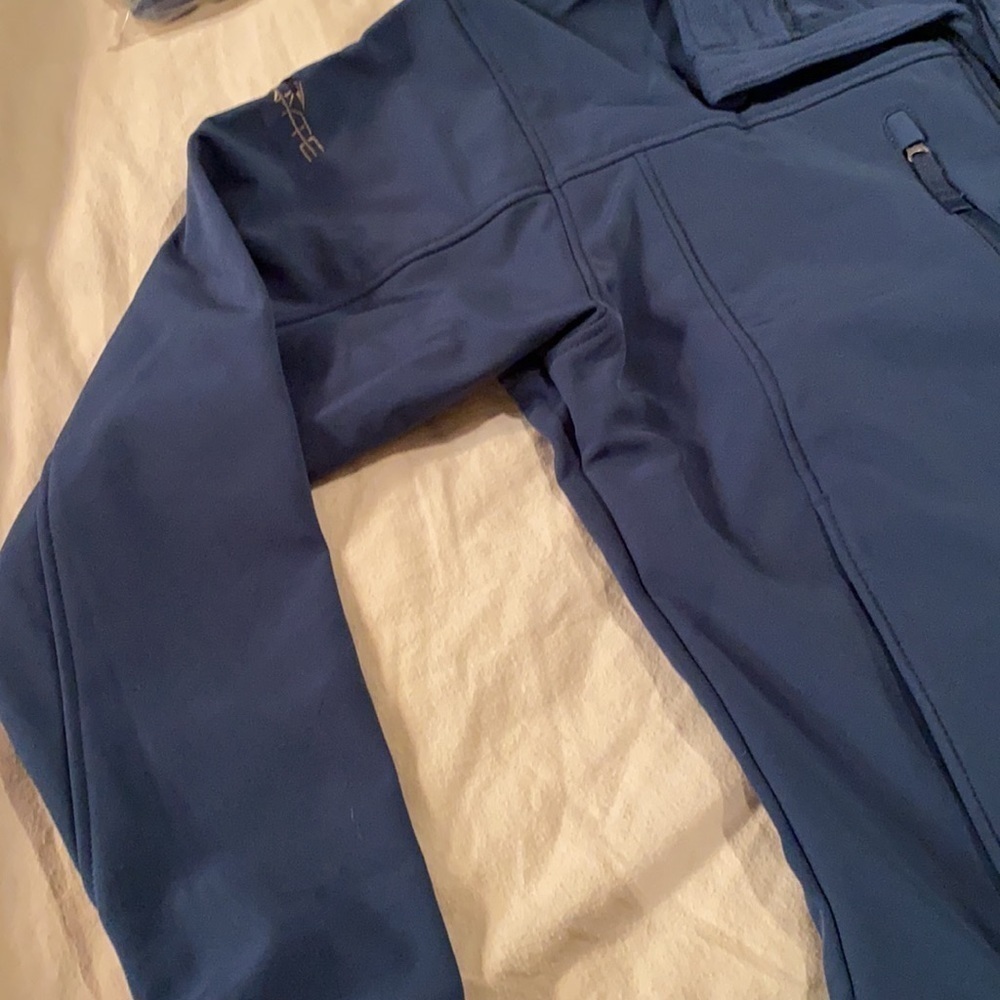 Two Women’s Conqer the Elements Jackets Hiking Camping Wind Resistant - Picture 4 of 9